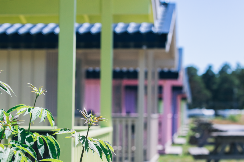 Larkollen Camping Oslofjord gekleurde hytter