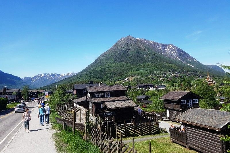 Nordal Turistsenter Lom ligging