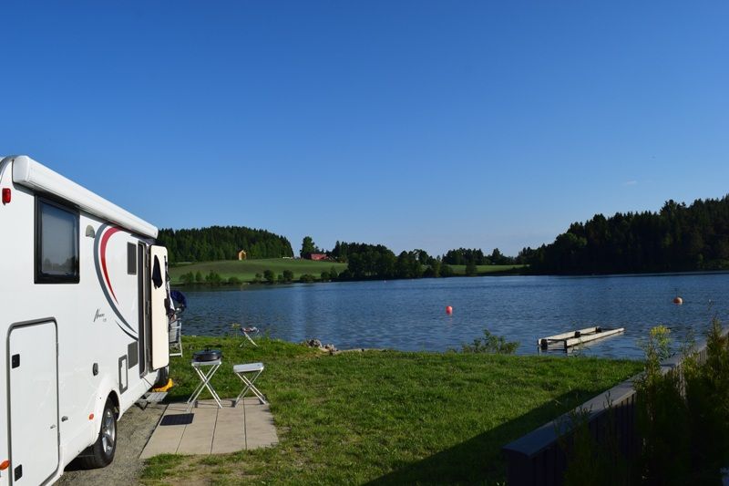 Steinvik Camping Kampeerplaatsen aan het water